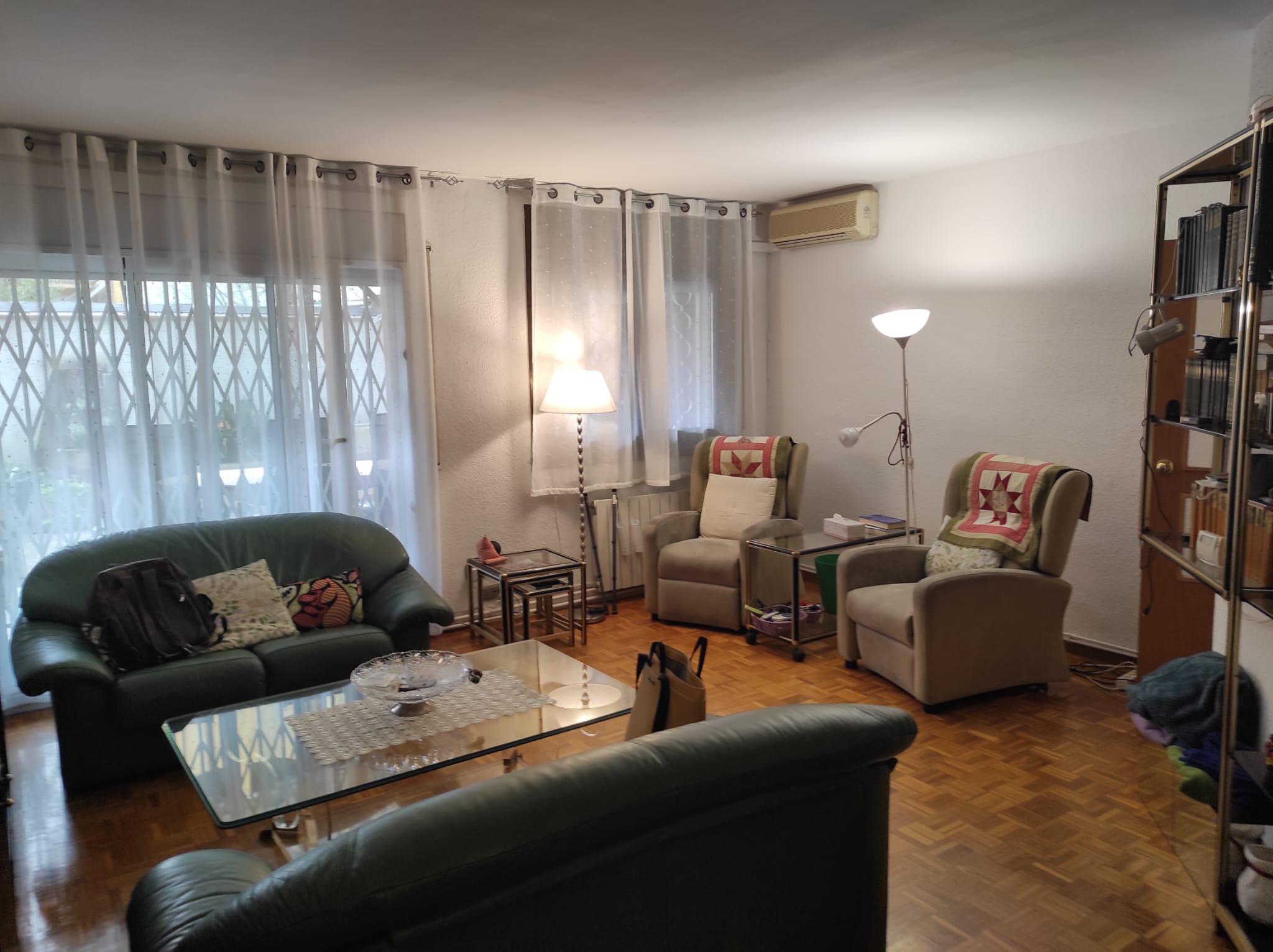 Imagen 2 Planta Baja en venta en Esplugues De Llobregat / Cap Lluis Millet y clinica Nostra Senyora...