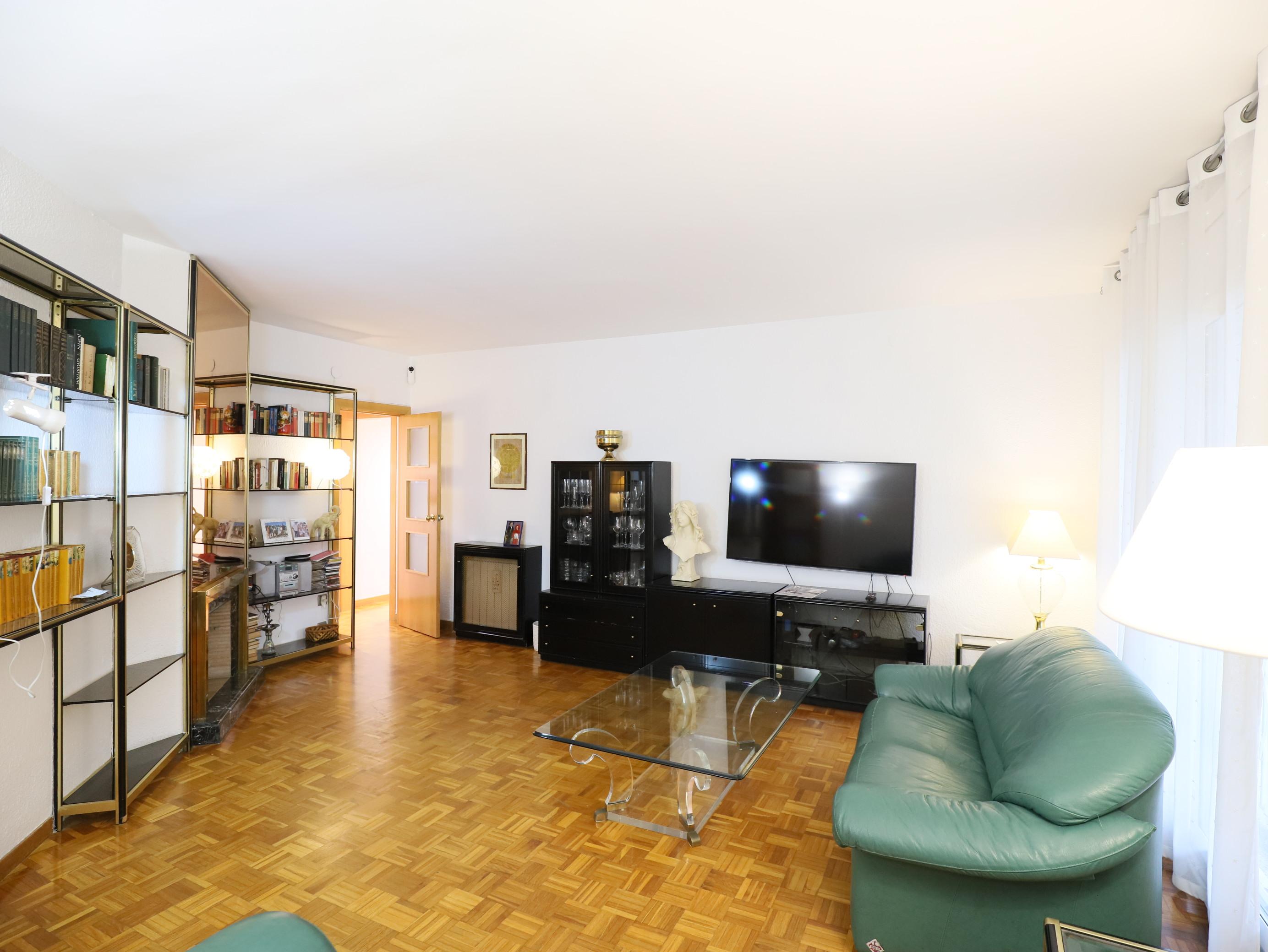 Imagen 13 Planta Baja en venta en Esplugues De Llobregat / Cap Lluis Millet y clinica Nostra Senyora...