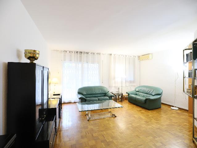 Imagen 11 Inmueble 288348 - Planta Baja en venta en Esplugues De Llobregat / Cap Lluis Millet y clinica Nostra Senyora...