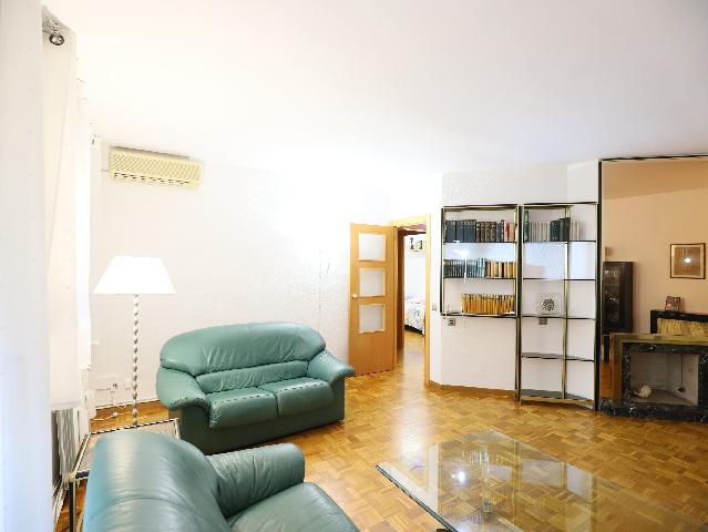 Imagen 10 Inmueble 288348 - Planta Baja en venta en Esplugues De Llobregat / Cap Lluis Millet y clinica Nostra Senyora...