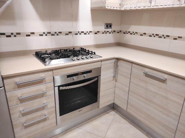 Imagen 10 Inmueble 293278 - Piso en venta en Esplugues De Llobregat / Avda Cornella junto Caprabo