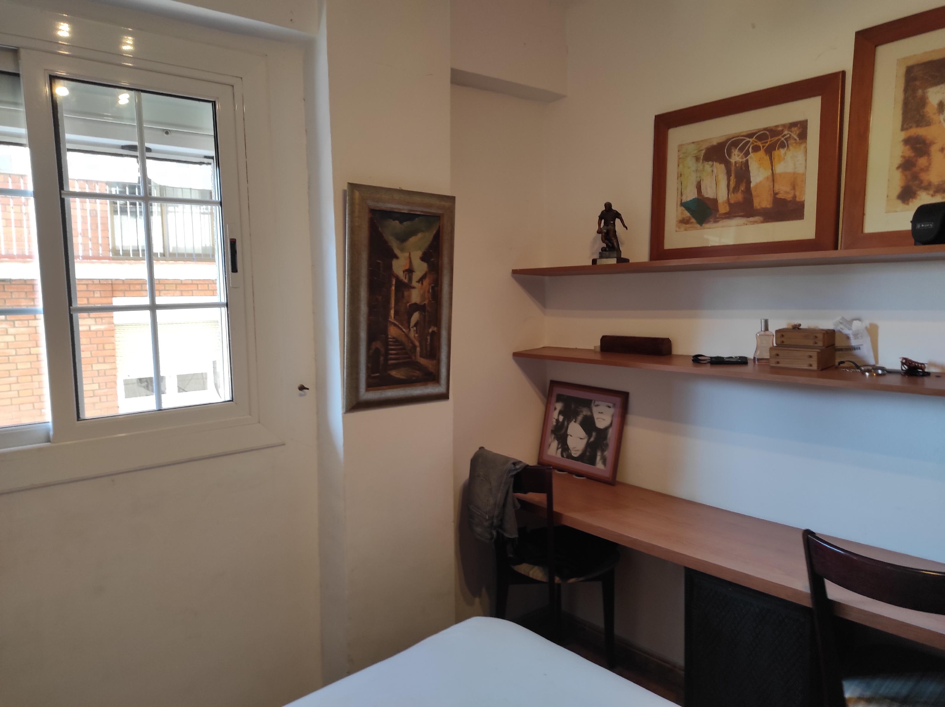 Imagen 18 Piso en venta en Esplugues De Llobregat / Junto plaza de Sant Lluis De Gonzaga, cerca Merc...