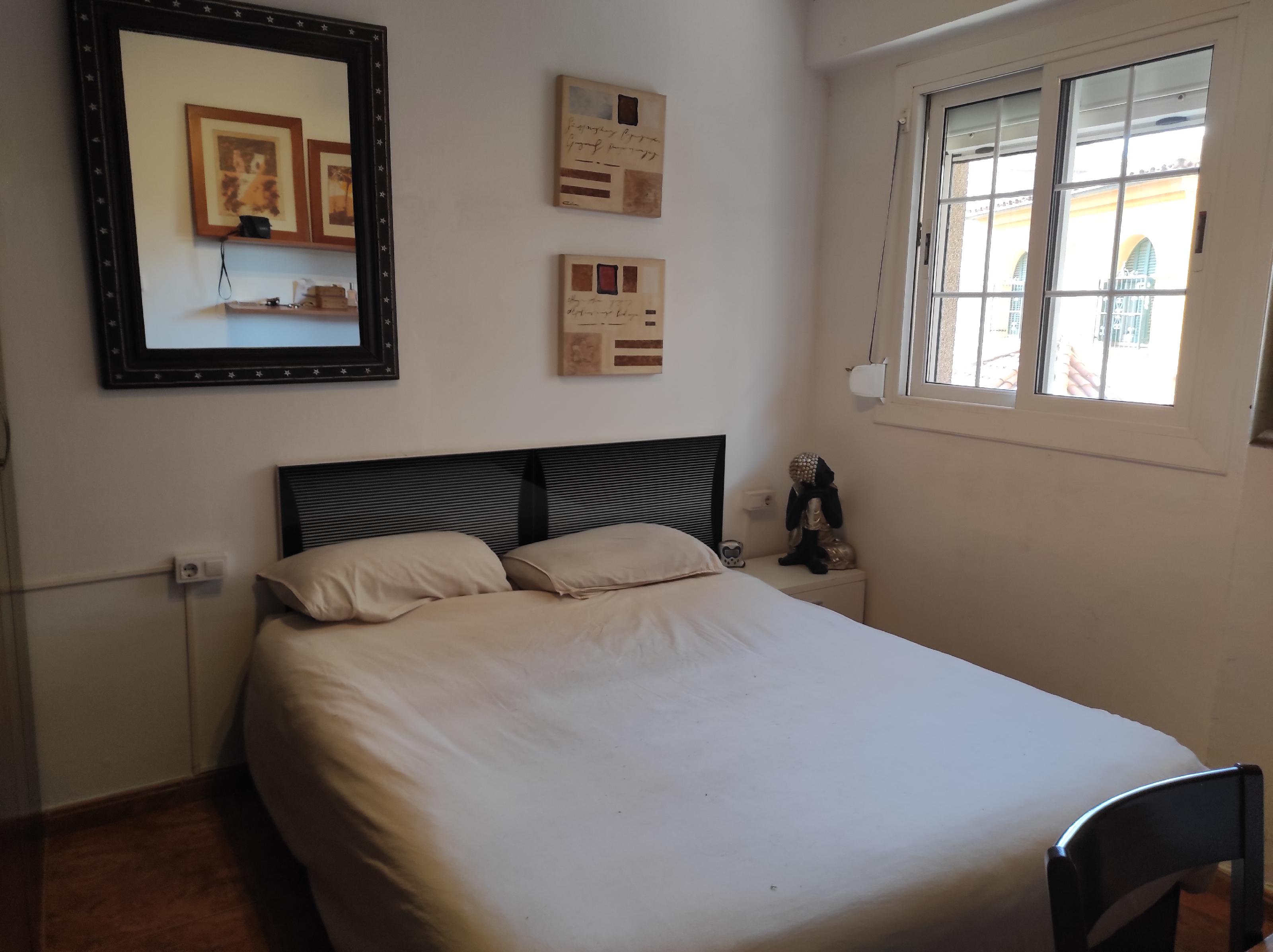 Imagen 21 Piso en venta en Esplugues De Llobregat / Junto plaza de Sant Lluis De Gonzaga, cerca Merc...