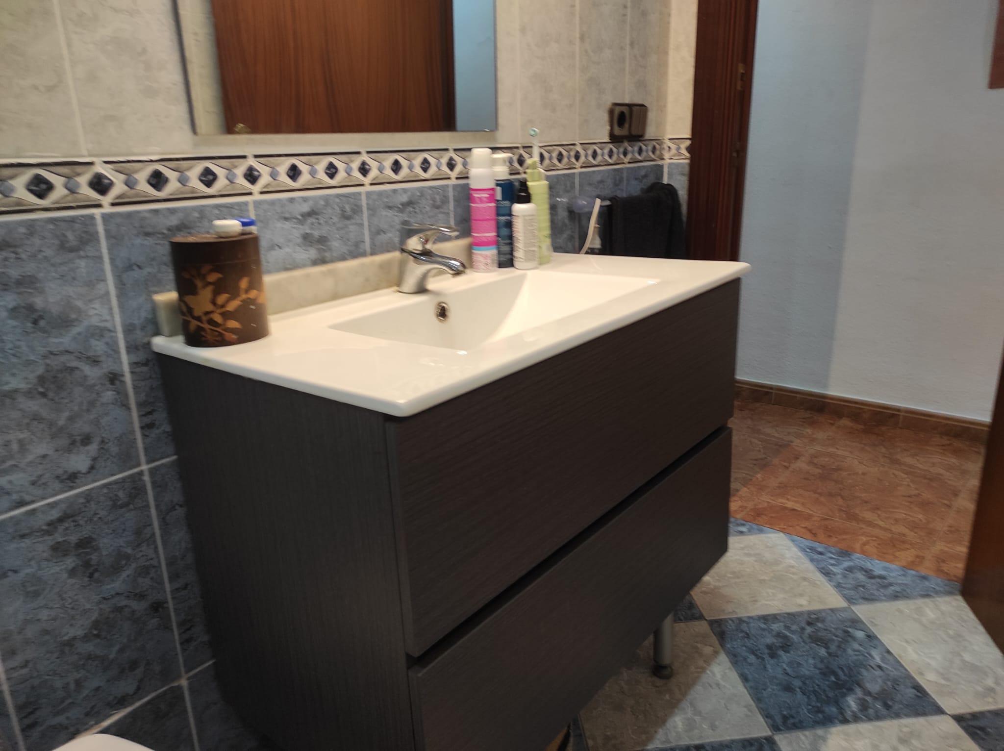 Imagen 25 Piso en venta en Esplugues De Llobregat / Junto plaza de Sant Lluis De Gonzaga, cerca Merc...