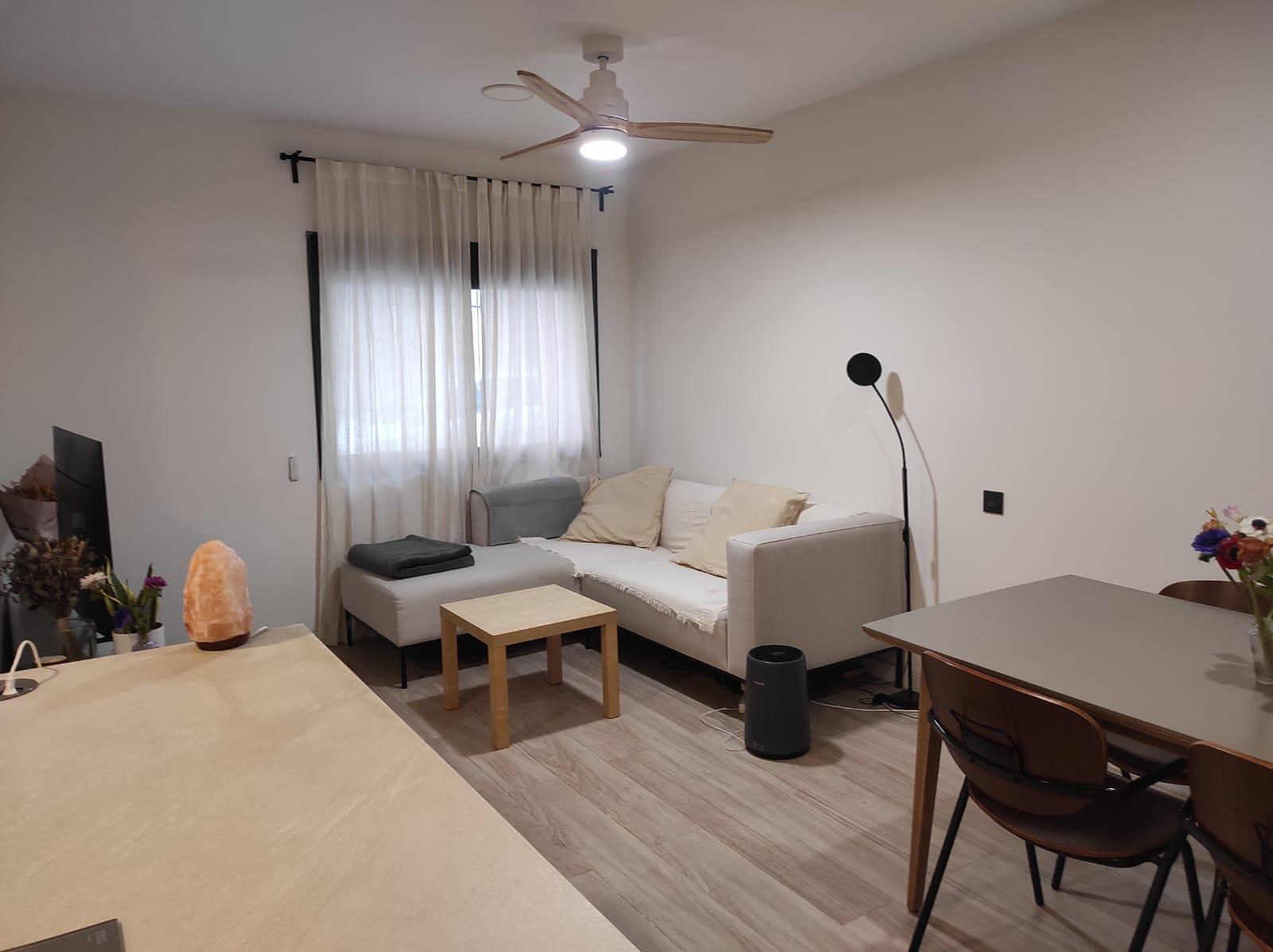 Imagen 9 Planta Baja en venta en Cornellà De Llobregat / Junto plaça de Lluis Marsans y calle Miranda 