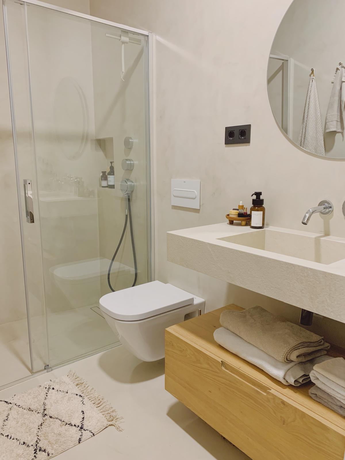 Imagen 5 Planta Baja en venta en Cornellà De Llobregat / Junto plaça de Lluis Marsans y calle Miranda 