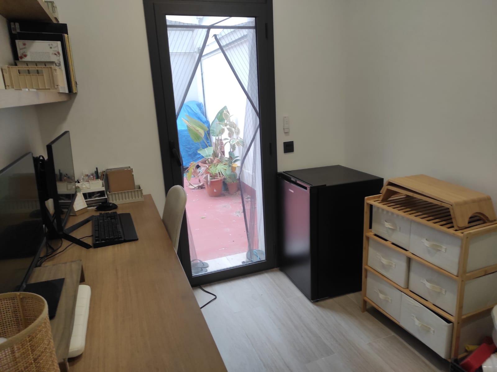Imagen 29 Planta Baja en venta en Cornellà De Llobregat / Junto plaça de Lluis Marsans y calle Miranda 