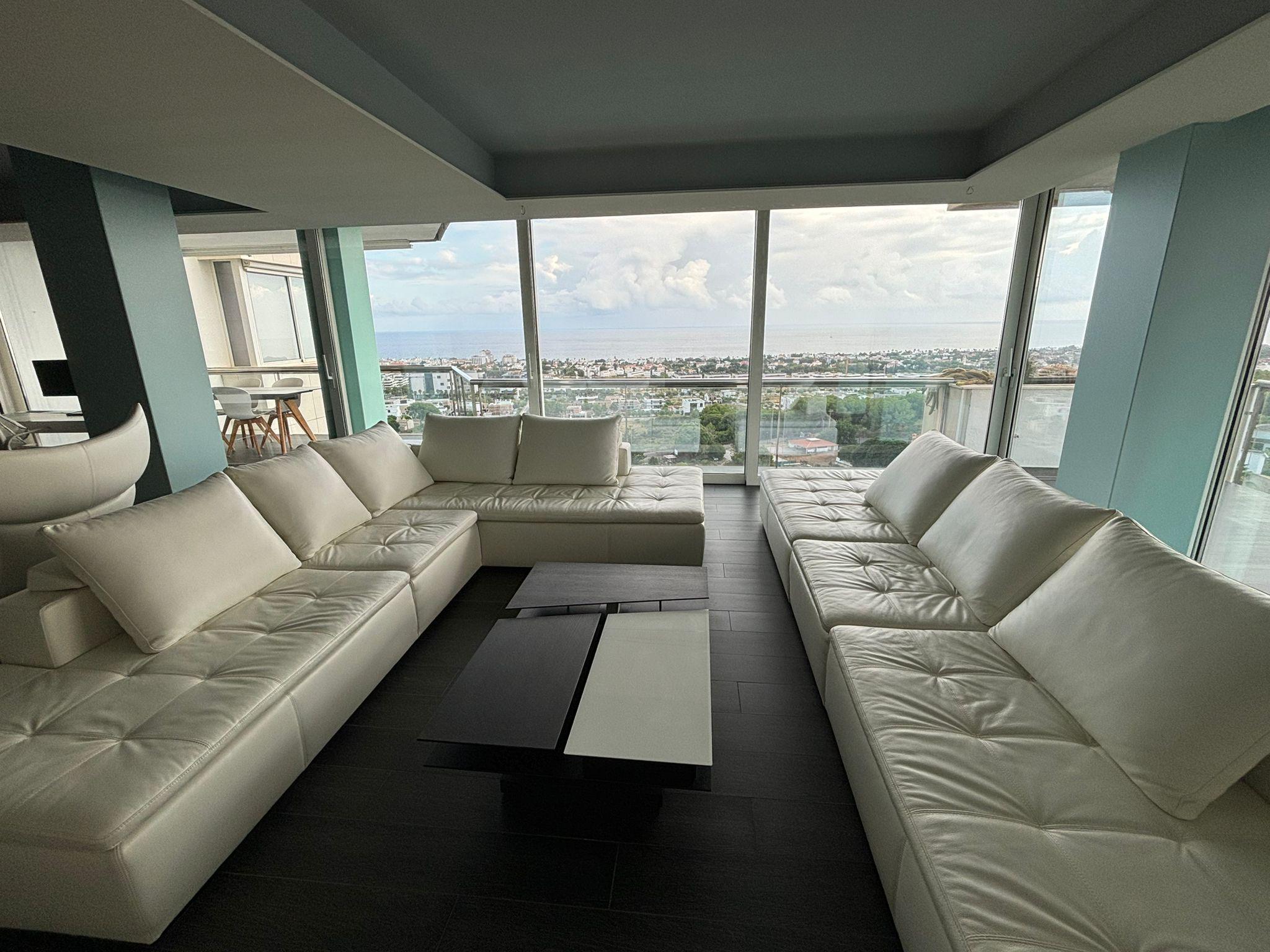 Imagen 12 Piso en venta en Sitges / Bien comunicado,vistas de una gran belleza y agradables