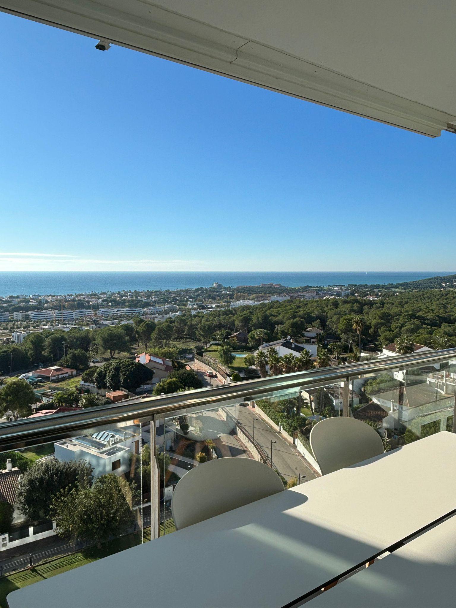 Imagen 30 Piso en venta en Sitges / Bien comunicado,vistas de una gran belleza y agradables