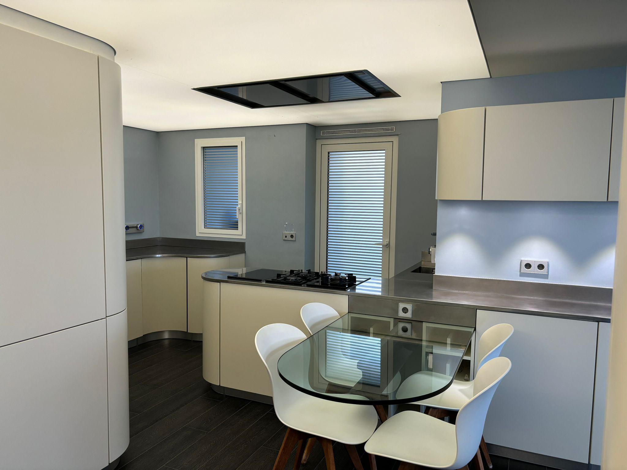 Imagen 4 Piso en venta en Sitges / Bien comunicado,vistas de una gran belleza y agradables