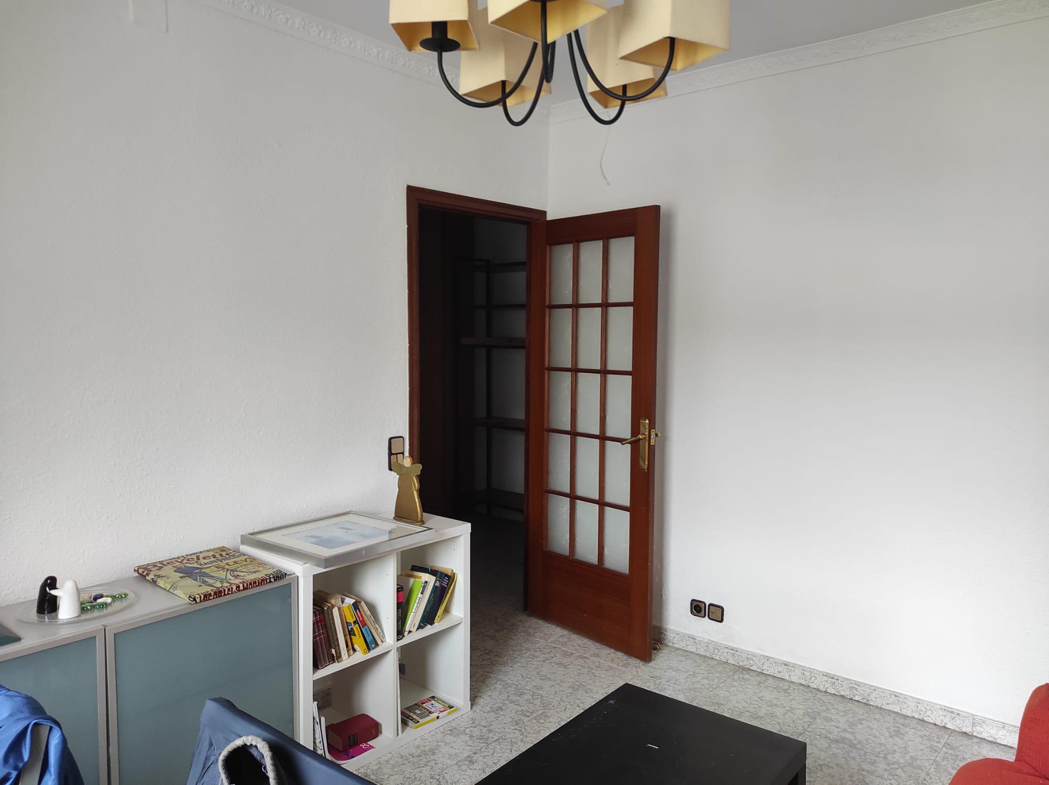 Imagen 9 Piso en venta en Barcelona / Cerca metro Lesseos y junto carrer Gran De Gracia  