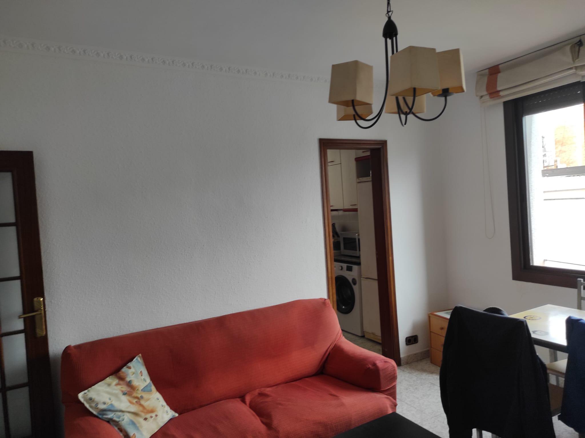 Imagen 5 Piso en venta en Barcelona / Cerca metro Lesseos y junto carrer Gran De Gracia  
