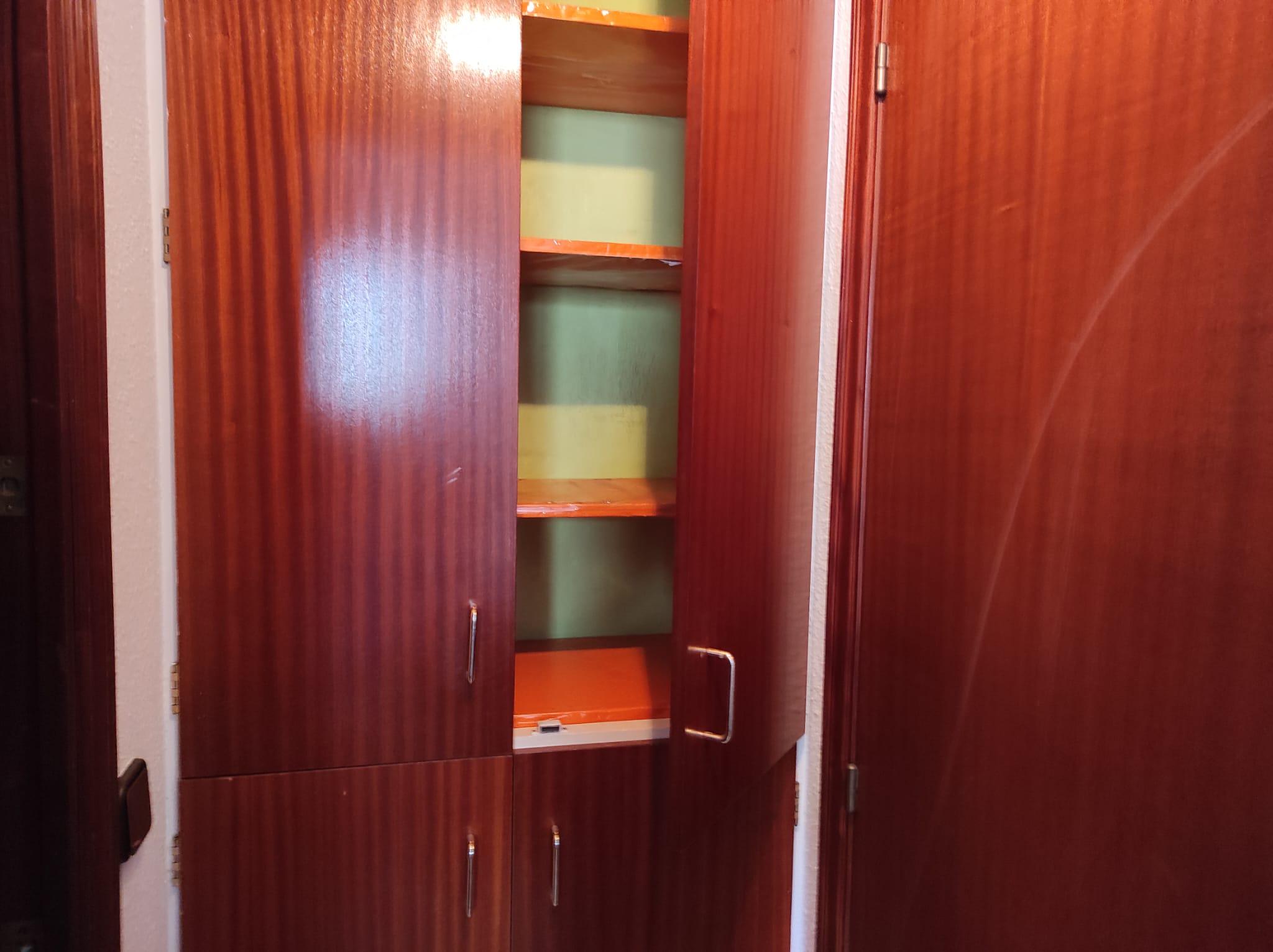 Imagen 39 Piso en venta en Barcelona / Cerca metro Lesseos y junto carrer Gran De Gracia  