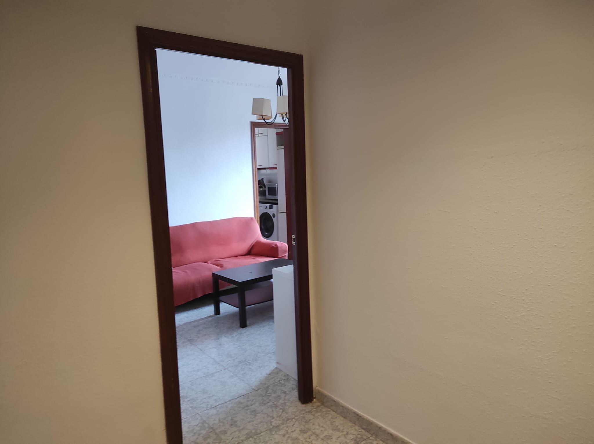 Imagen 34 Piso en venta en Barcelona / Cerca metro Lesseos y junto carrer Gran De Gracia  