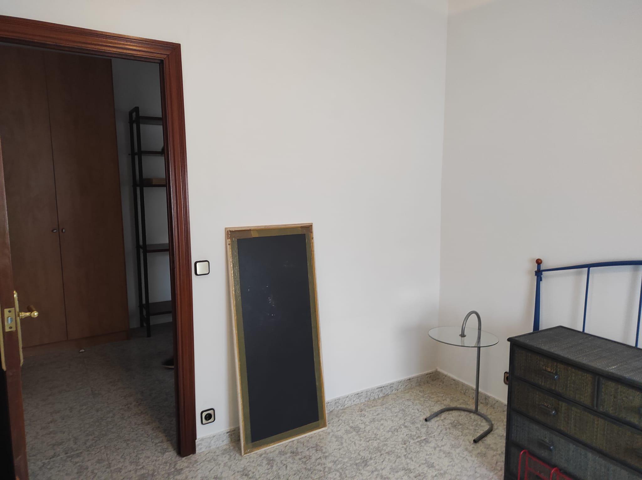 Imagen 20 Piso en venta en Barcelona / Cerca metro Lesseos y junto carrer Gran De Gracia  