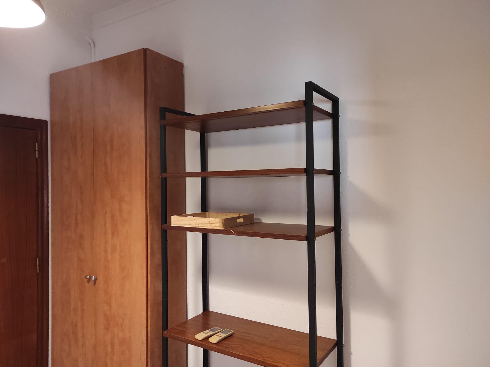 Imagen 29 Piso en venta en Barcelona / Cerca metro Lesseos y junto carrer Gran De Gracia  