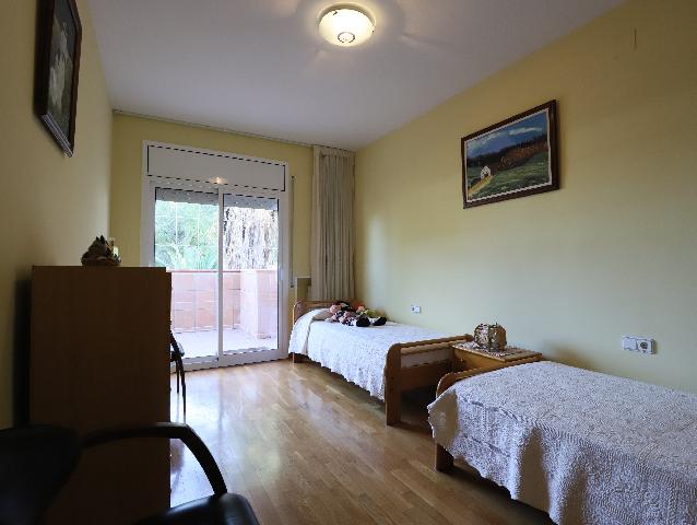 Imagen 34 Inmueble 298400 - Casa Aislada en venta en Calafell / Plaça Espanya. escola d´educacio infantil M.J.Verdaguer