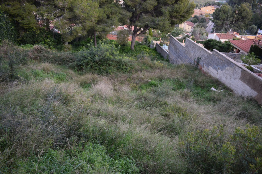 Imagen 4 Solar Urbano en venta en Bellvei / Bellvei cerca centre civic La Muga