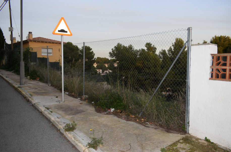 Imagen 1 Solar Urbano en venta en Bellvei / Bellvei cerca centre civic La Muga