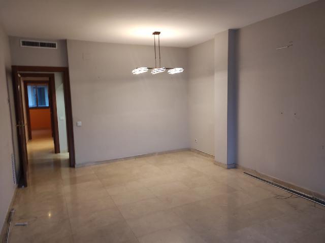 Imagen 5 Inmueble 299951 - Piso en venta en Esplugues De Llobregat / Avda Cornella, edificio donde esta el Caprabo
