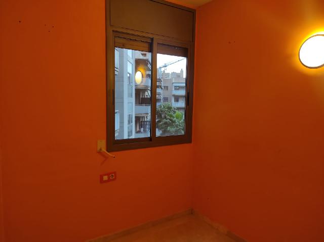 Imagen 28 Inmueble 299951 - Piso en venta en Esplugues De Llobregat / Avda Cornella, edificio donde esta el Caprabo