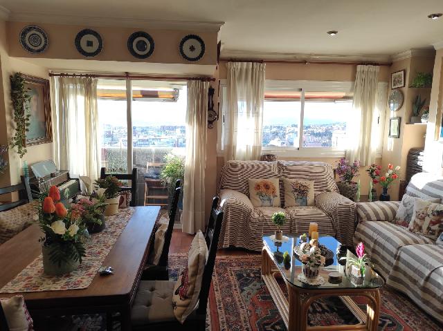 Imagen 2 Inmueble 300028 - Piso en venta en Esplugues De Llobregat / Pont D´Esplugues , parada trambaix