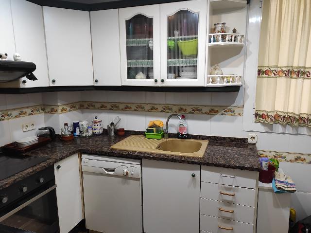 Imagen 3 Inmueble 300028 - Piso en venta en Esplugues De Llobregat / Pont D´Esplugues , parada trambaix