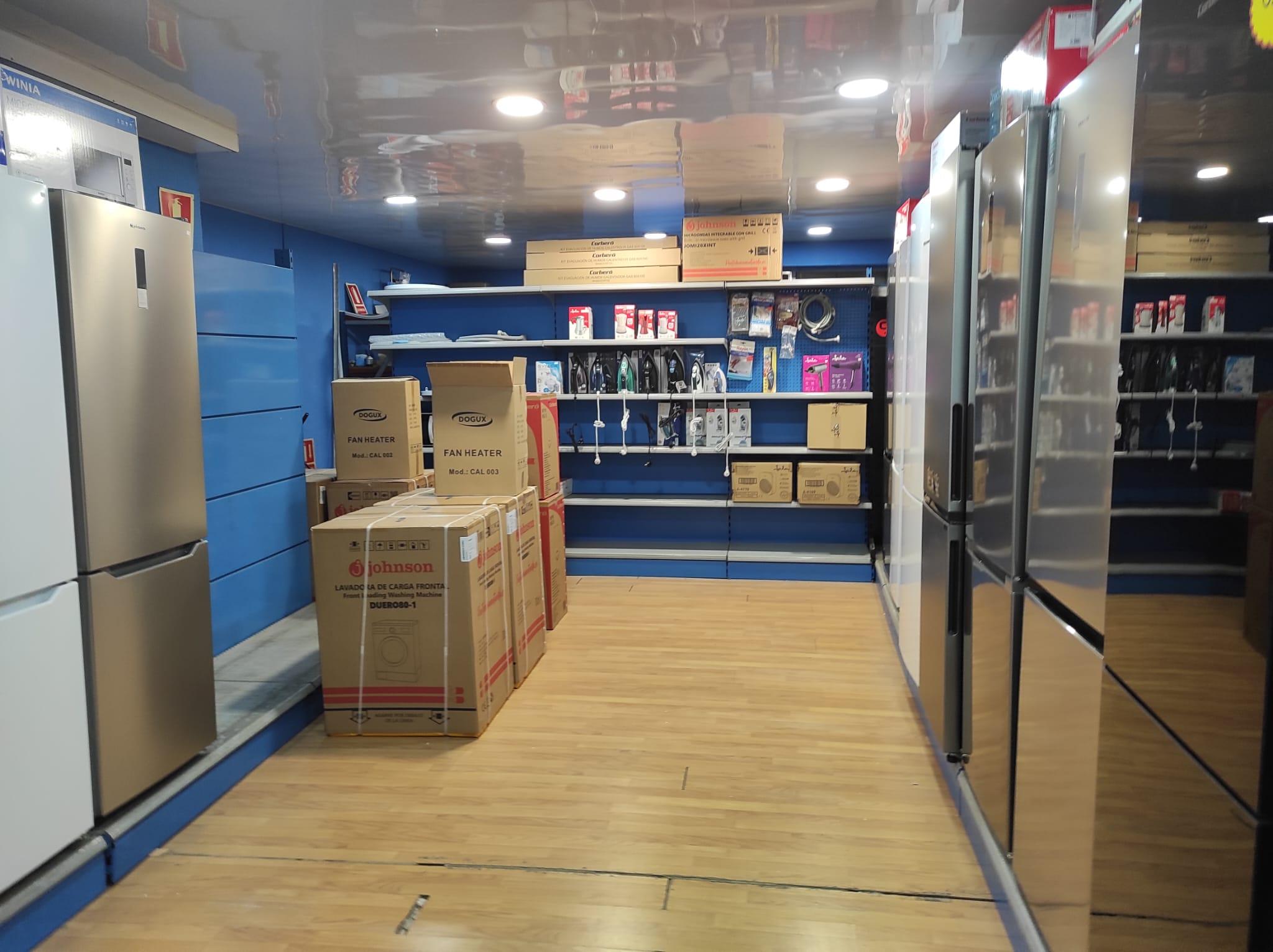 Imagen 1 Local Comercial en venta en Esplugues De Llobregat / Cerca Bonarea y Robert Brillas