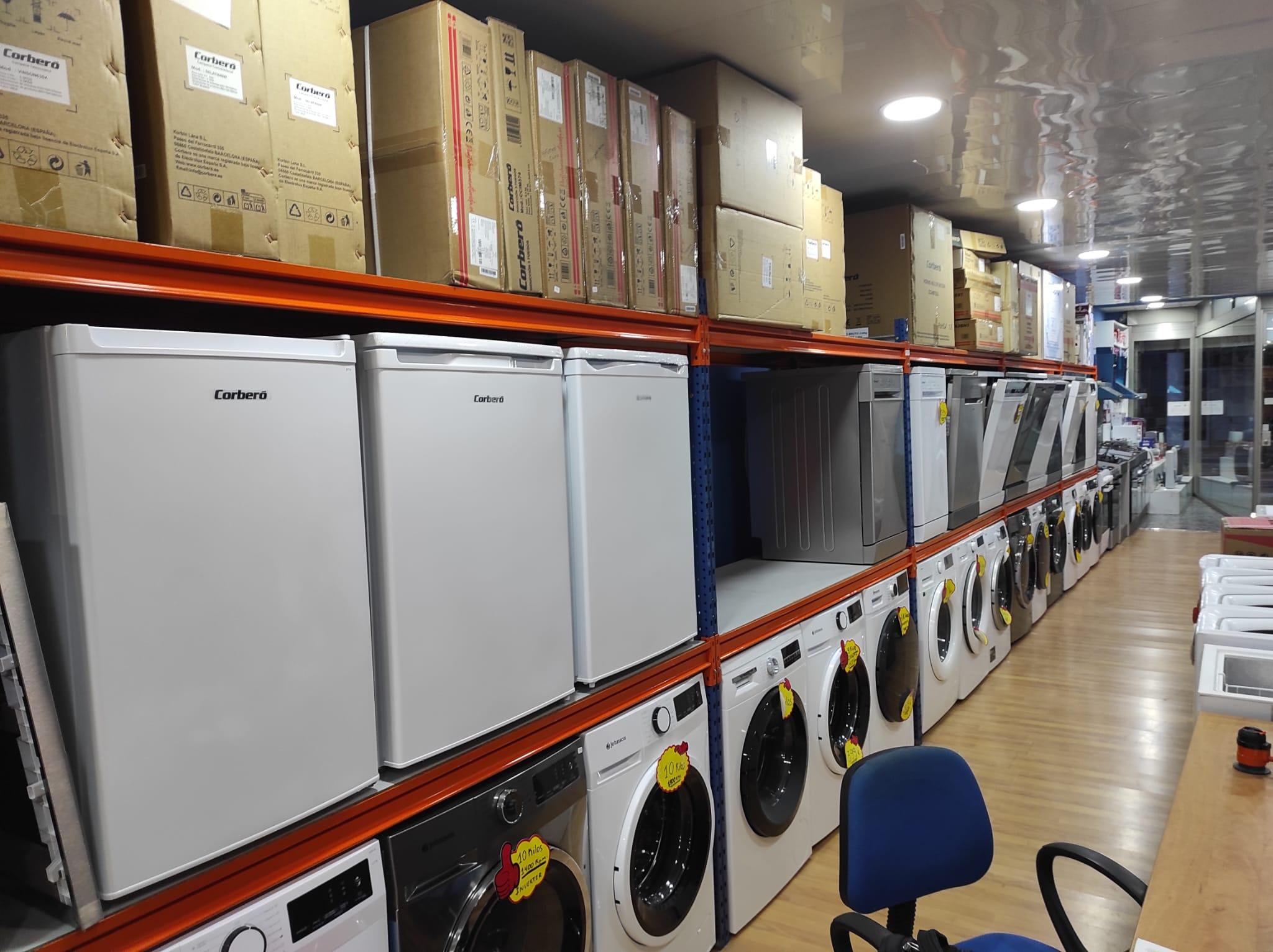 Imagen 7 Local Comercial en venta en Esplugues De Llobregat / Cerca Bonarea y Robert Brillas