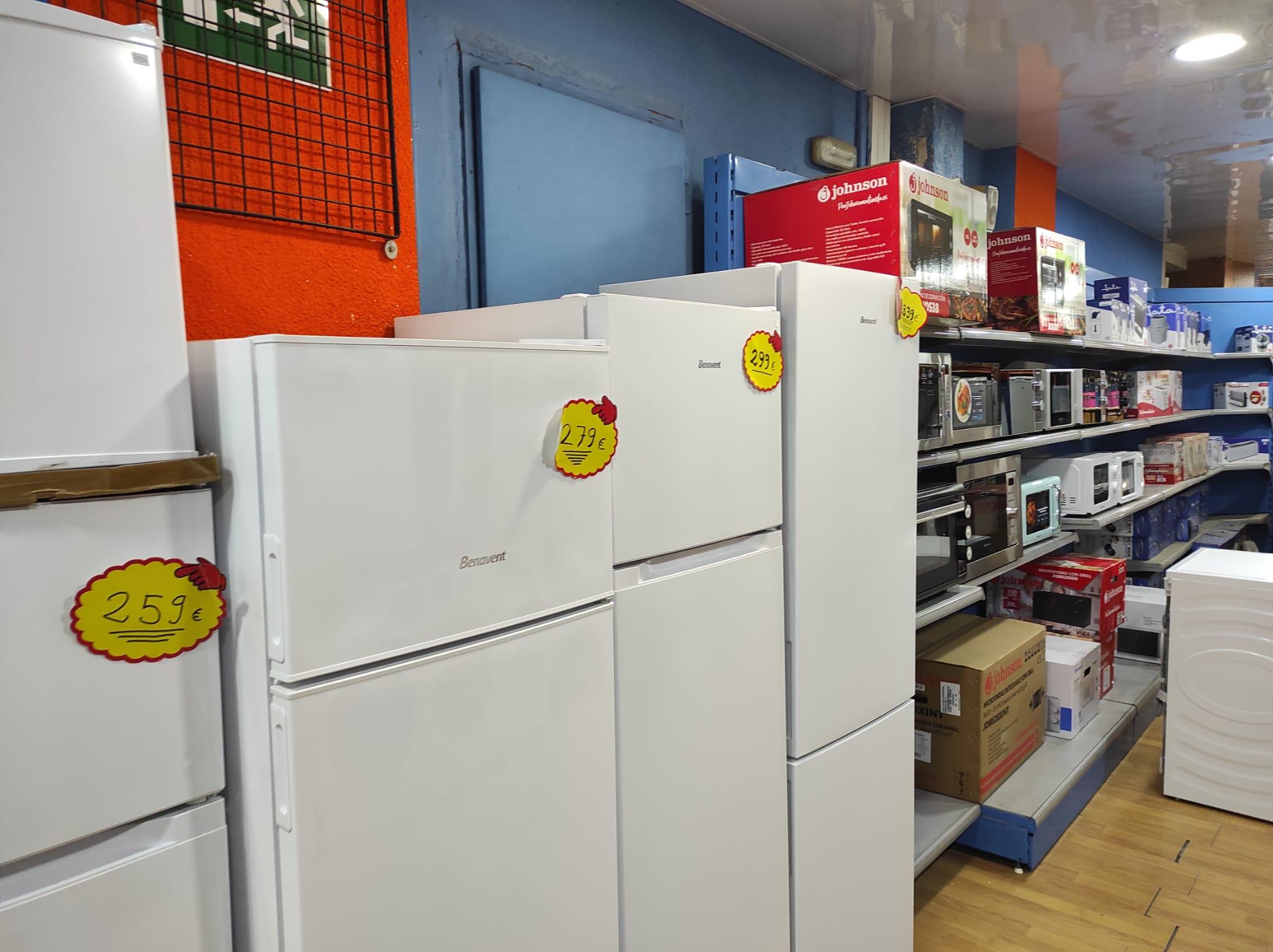 Imagen 10 Local Comercial en venta en Esplugues De Llobregat / Cerca Bonarea y Robert Brillas