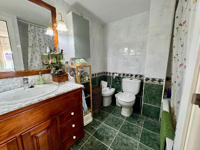 Imagen 20 Inmueble 300270 - Piso en venta en Esplugues De Llobregat / Can Cervera, plaza de Anna Frank,  parque Can Buxeres