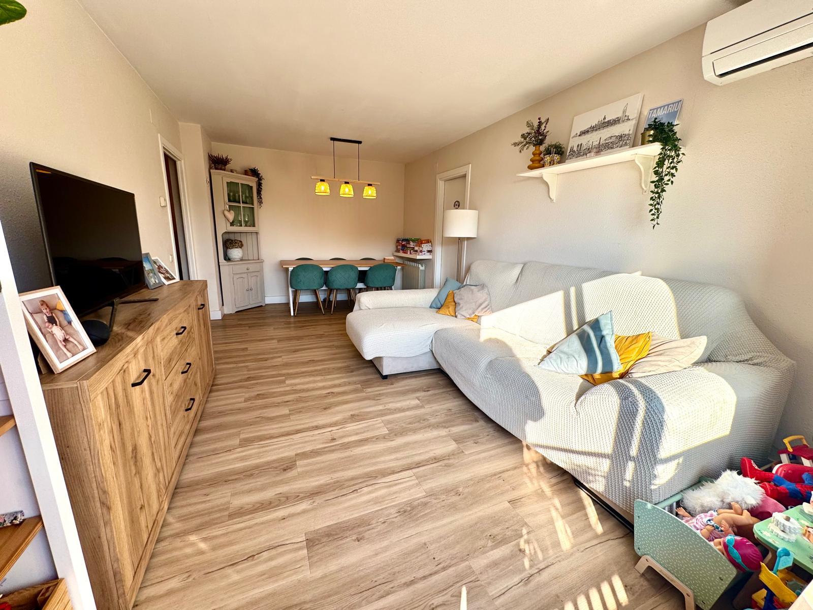 Imagen 6 Piso en venta en Esplugues De Llobregat / Can Cervera, plaza de Anna Frank,  parque Can Buxeres