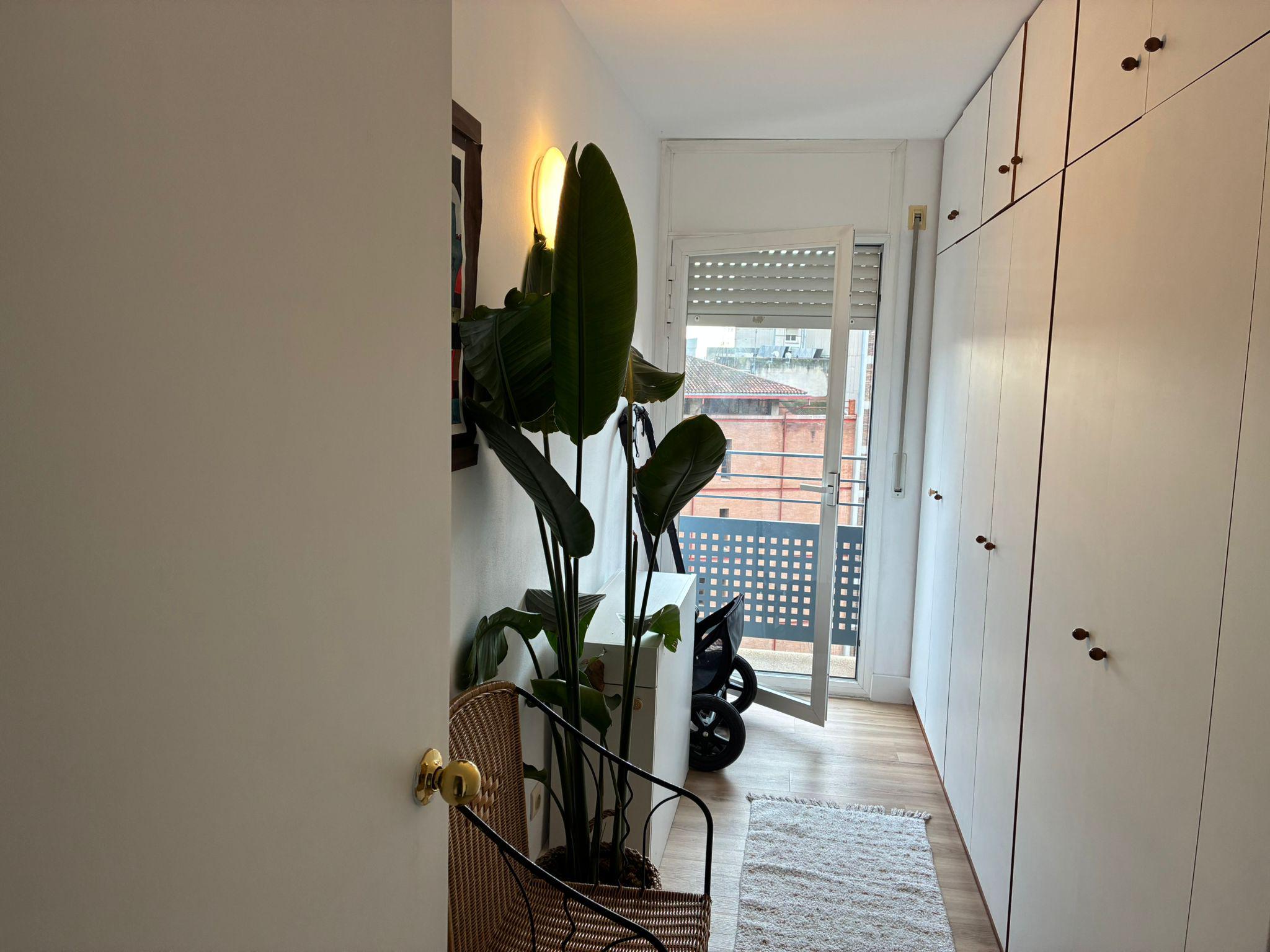 Imagen 30 Piso en venta en Esplugues De Llobregat / Can Cervera, plaza de Anna Frank,  parque Can Buxeres