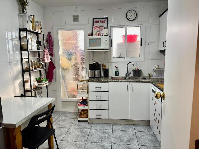 Imagen 3 Inmueble 300270 - Piso en venta en Esplugues De Llobregat / Can Cervera, plaza de Anna Frank,  parque Can Buxeres