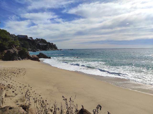 Imagen 1 Inmueble 300522 - Apartamento en venta en Tossa De Mar / Cala Llorell, cala Llevado, urb. Santa Maria De Llorell