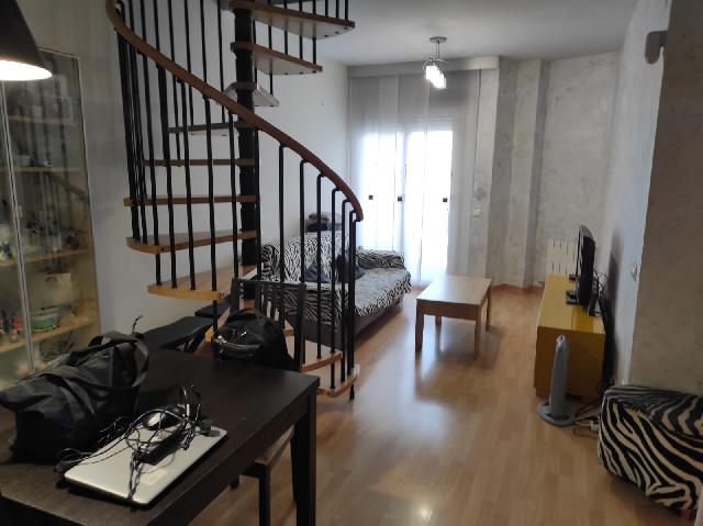 Imagen 1 Inmueble 301150 - Dúplex en venta en Sant Vicenç Dels Horts / Parque del Serral , cerca Caprabo