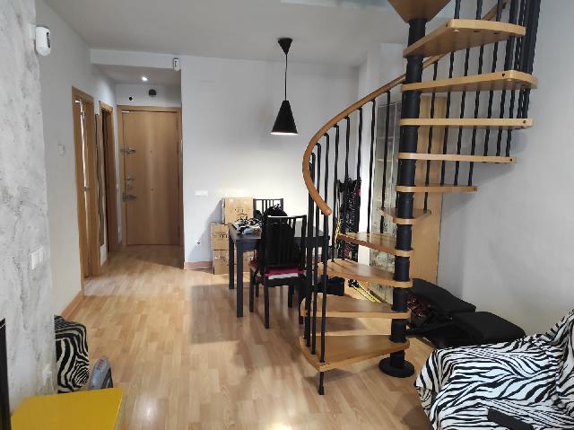 Imagen 4 Inmueble 301150 - Dúplex en venta en Sant Vicenç Dels Horts / Parque del Serral , cerca Caprabo