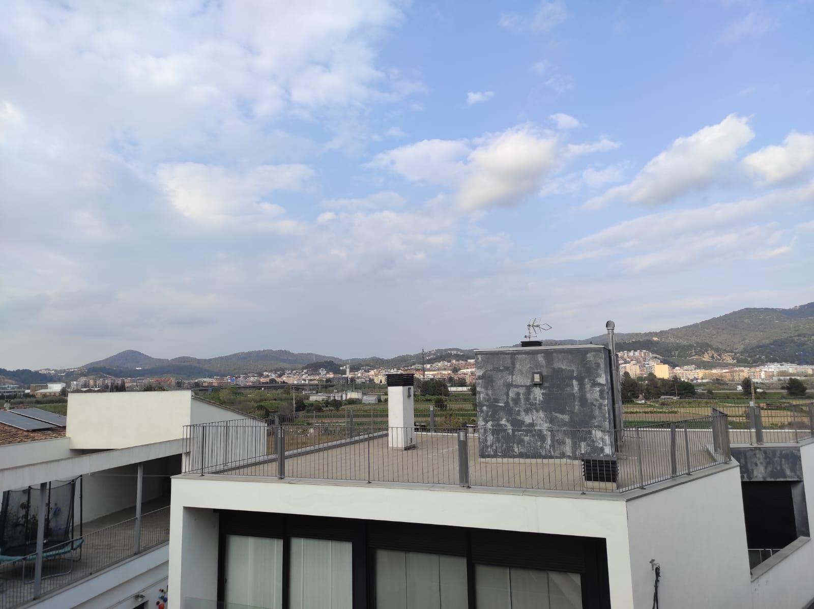 Imagen 16 Dúplex en venta en Sant Vicenç Dels Horts / Parque del Serral , cerca Caprabo