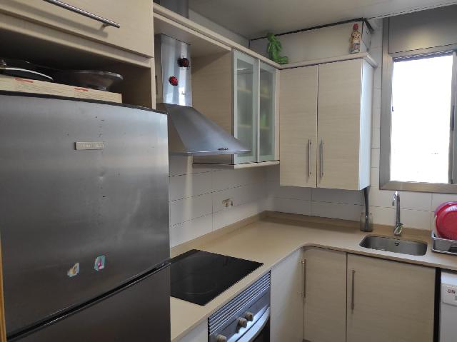 Imagen 2 Inmueble 301150 - Dúplex en venta en Sant Vicenç Dels Horts / Parque del Serral , cerca Caprabo