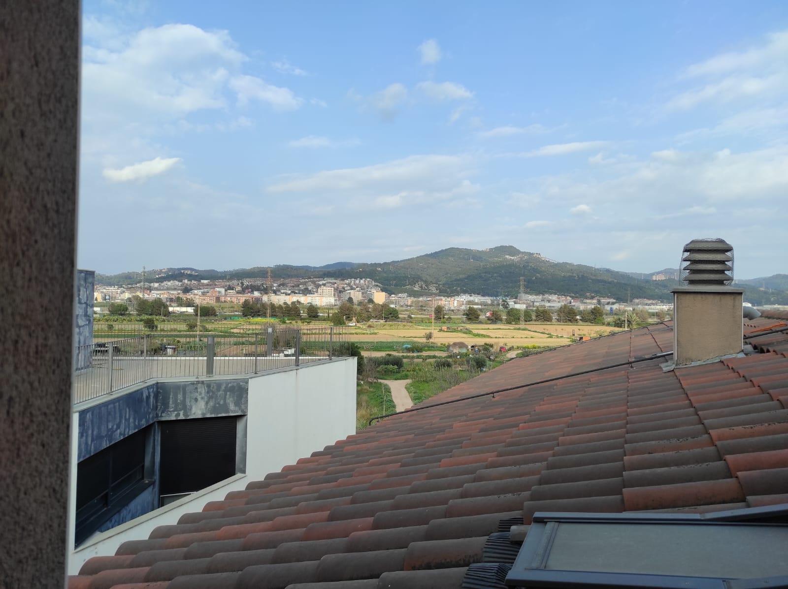 Imagen 3 Dúplex en venta en Sant Vicenç Dels Horts / Parque del Serral , cerca Caprabo