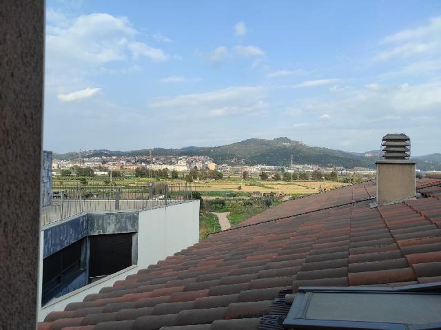 Imagen 3 Inmueble 301150 - Dúplex en venta en Sant Vicenç Dels Horts / Parque del Serral , cerca Caprabo