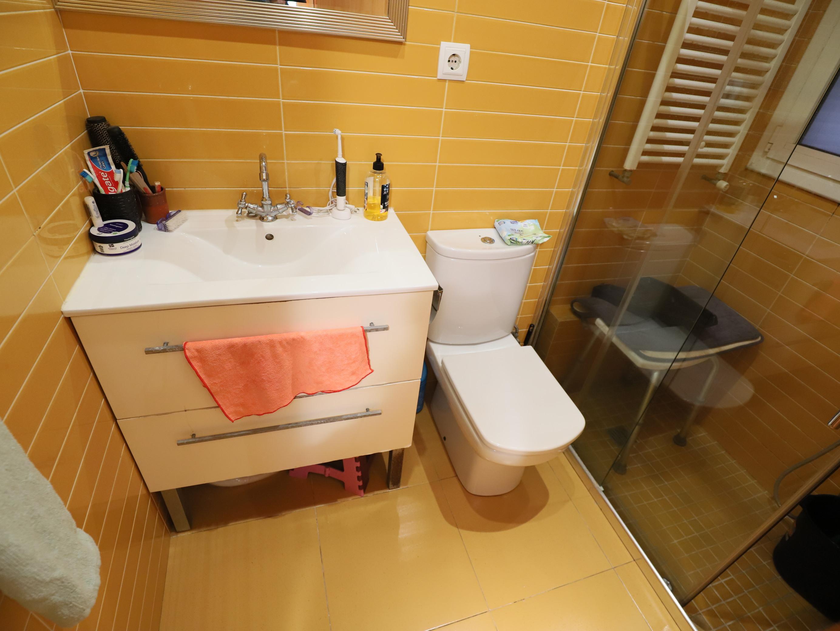 Imagen 21 Casa en venta en Esplugues De Llobregat / Jardines de Cal Hospital, cerca fundación Finest...