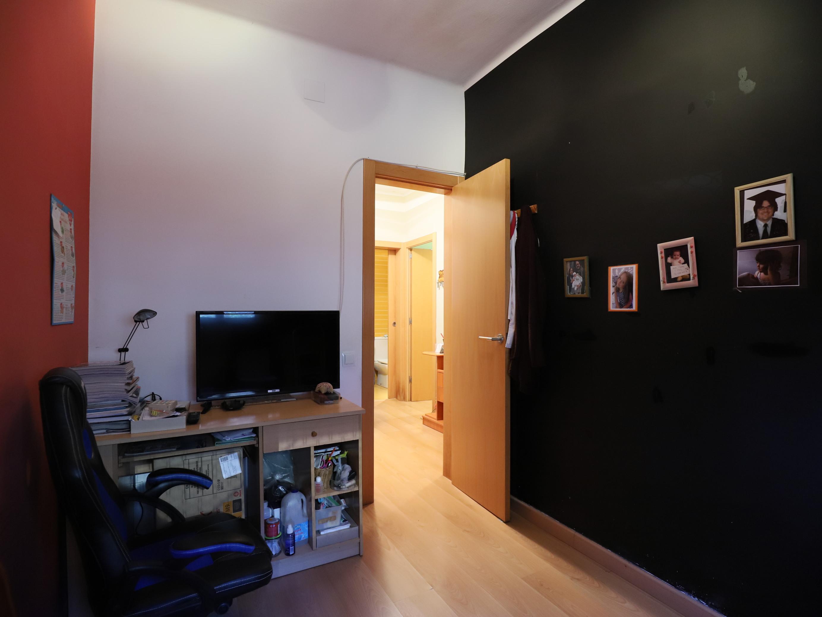 Imagen 18 Casa en venta en Esplugues De Llobregat / Jardines de Cal Hospital, cerca fundación Finest...