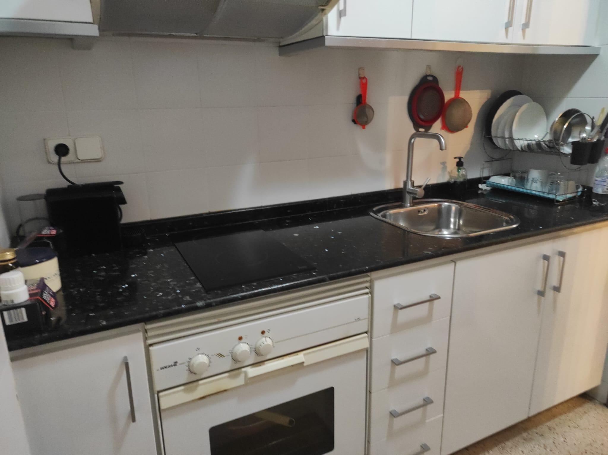 Imagen 14 Piso en venta en Esplugues De Llobregat / Junto Angel Gumera y biblioteca pare Miquel D´Es...