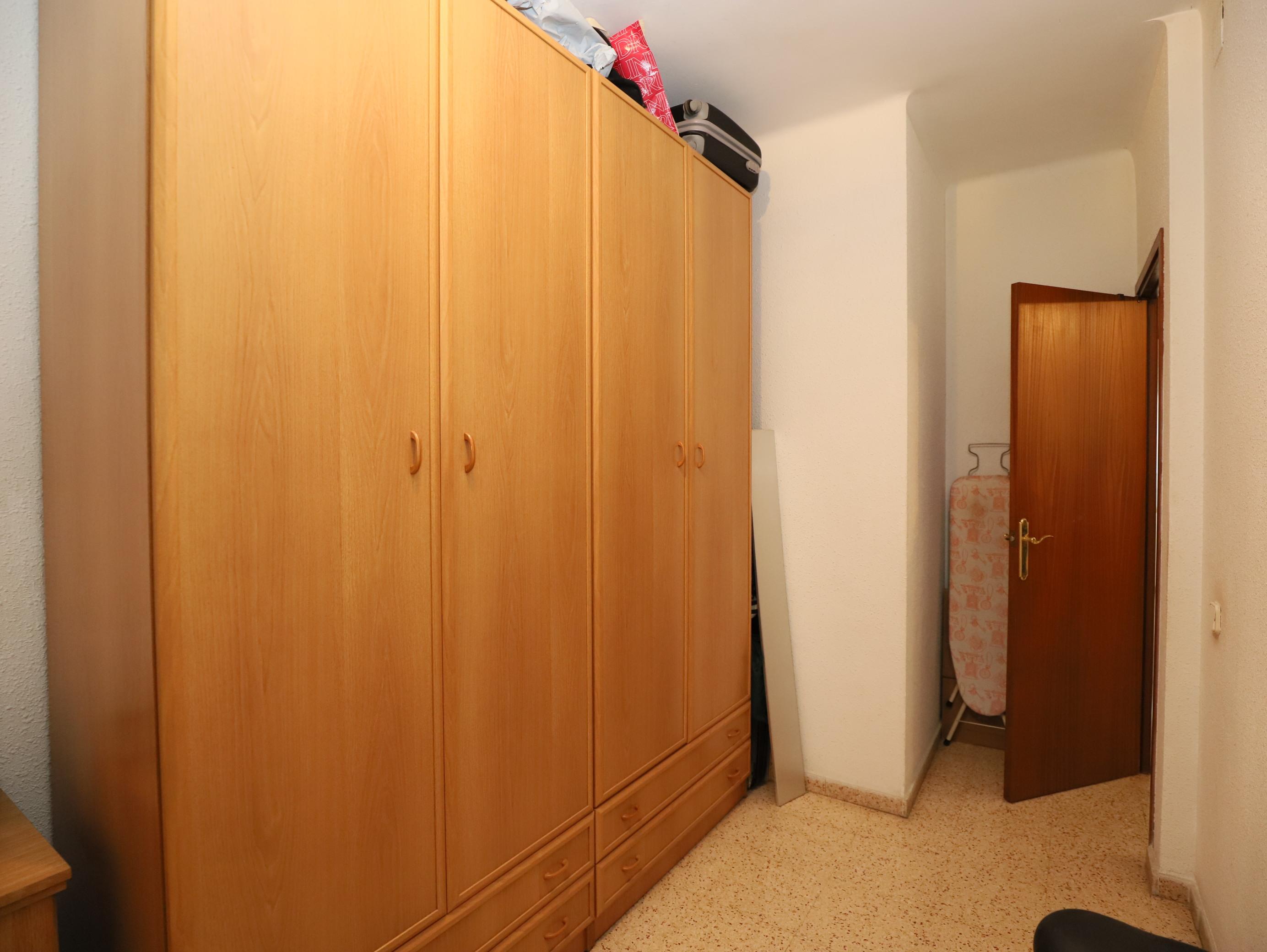 Imagen 29 Piso en venta en Esplugues De Llobregat / Junto Angel Gumera y biblioteca pare Miquel D´Es...