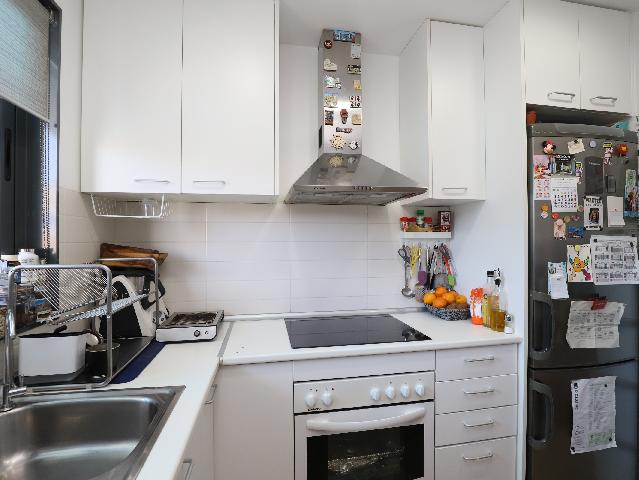 Imagen 11 Inmueble 301983 - Piso en venta en Esplugues De Llobregat / Parque Del Carmen, cerca Mercadona