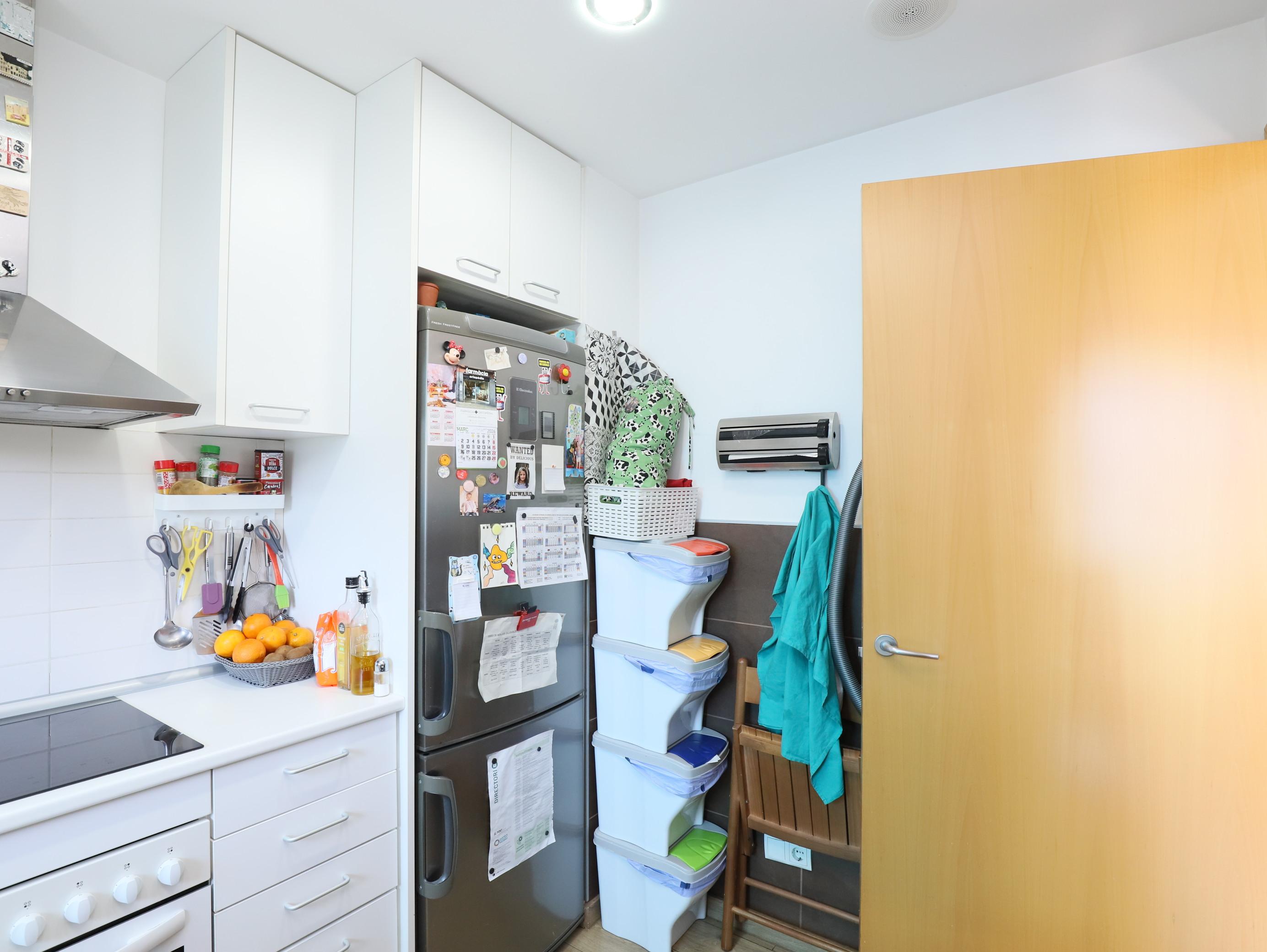 Imagen 10 Piso en venta en Esplugues De Llobregat / Parque Del Carmen, cerca Mercadona