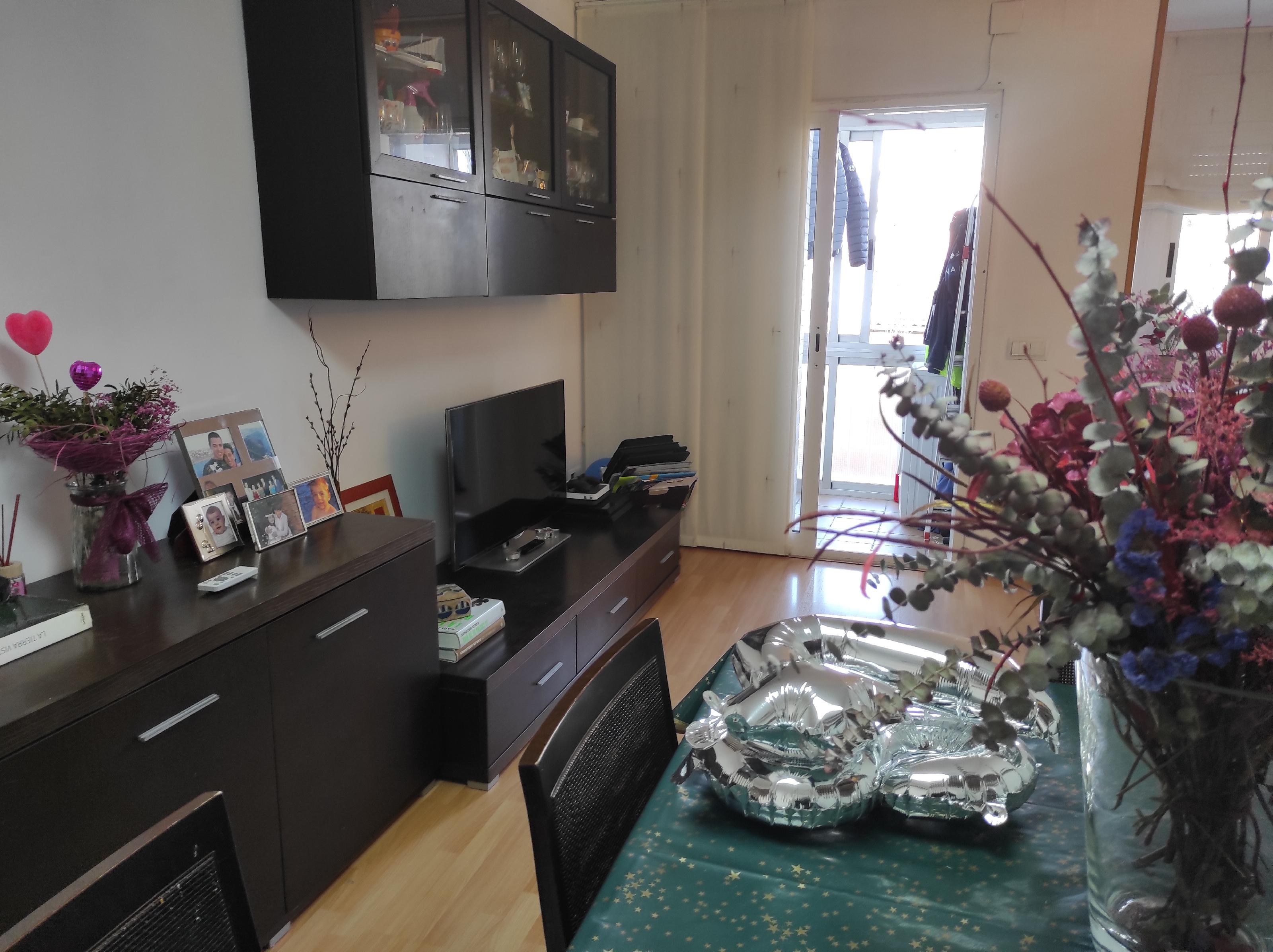 Imagen 5 Piso en venta en Esplugues De Llobregat / Cap Lluis Millet y biblioteca Pare Miquel D´Esplugues