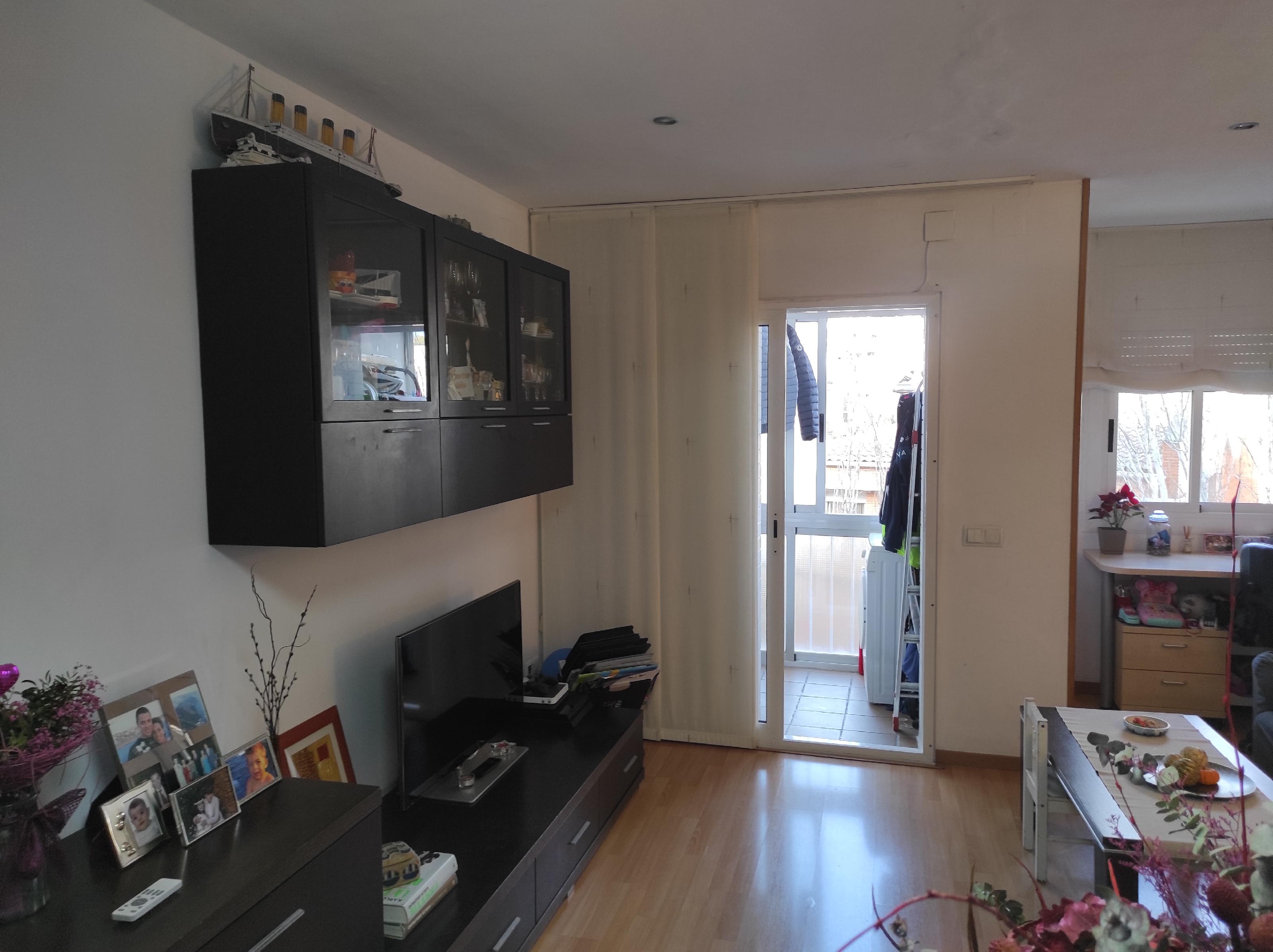 Imagen 4 Piso en venta en Esplugues De Llobregat / Cap Lluis Millet y biblioteca Pare Miquel D´Esplugues