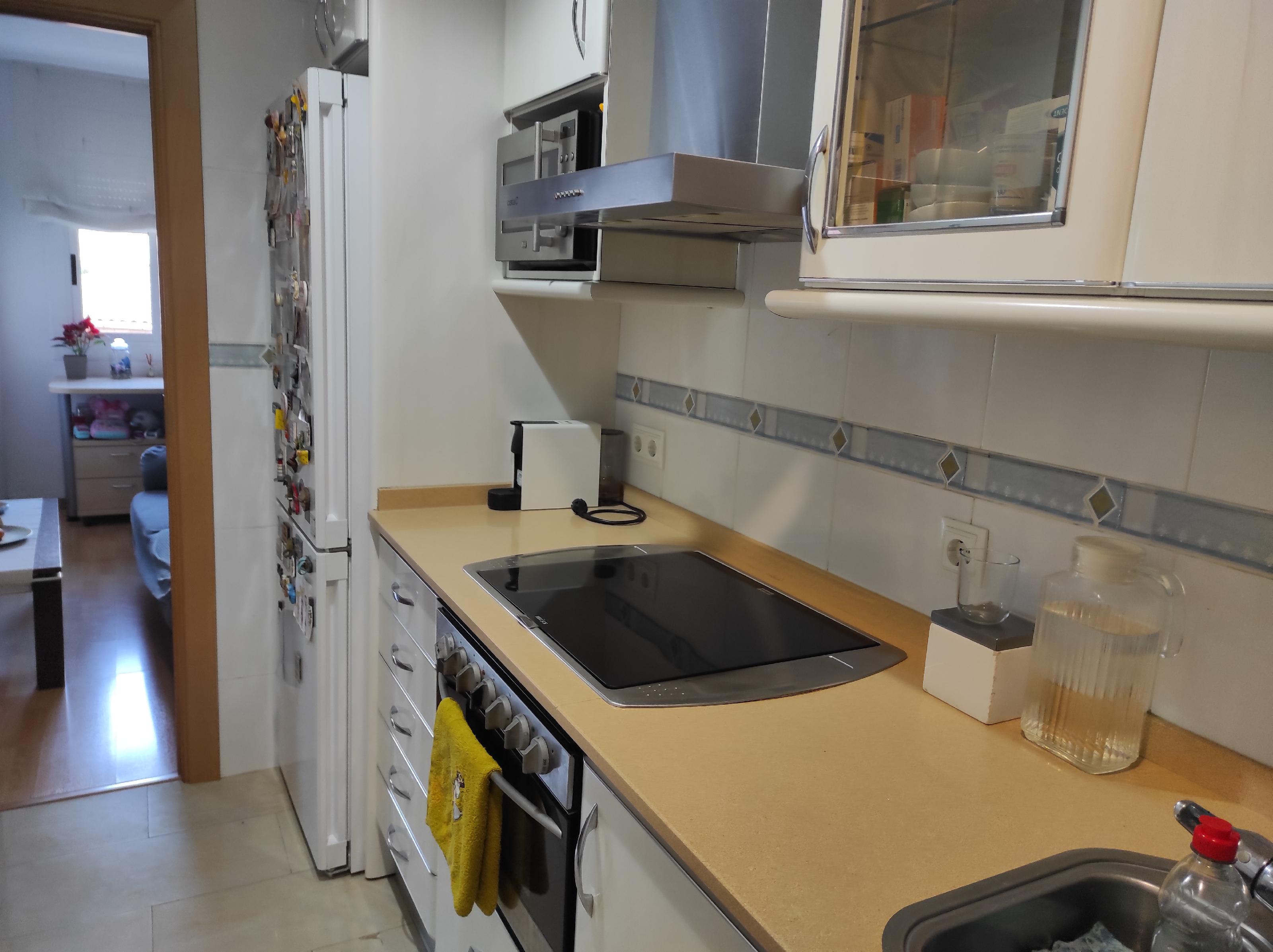 Imagen 14 Piso en venta en Esplugues De Llobregat / Cap Lluis Millet y biblioteca Pare Miquel D´Esplugues